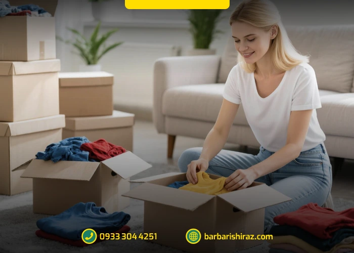 بسته‌بندی لباس در کارتن مخصوص اسباب‌کشی